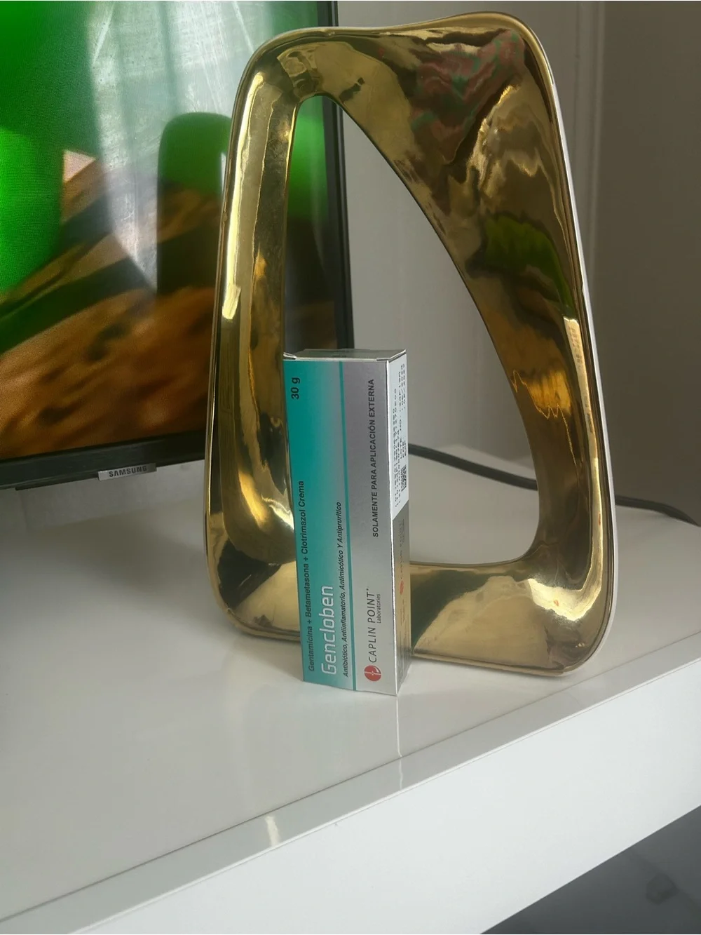 Gencloben Topical Cream - Green & White Tube